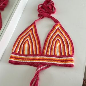 Beautiful wool top, like new !